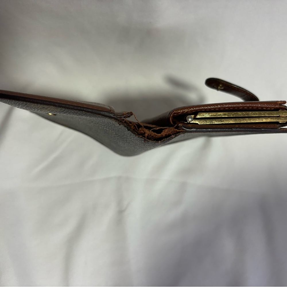 Louis Vuitton Brown and Gold Monogram Card Holder - Picture 11 of 11